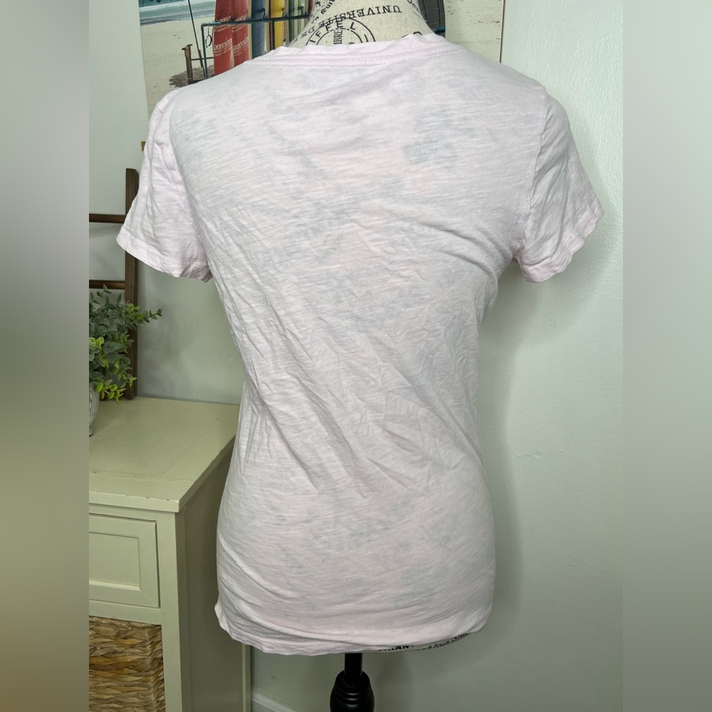 Universal Threads V-Neck Tee - Picture 3 of 5